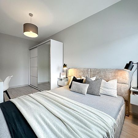 Krakowski Zakatek- Apartament Premium Z Garazem ภายนอก รูปภาพ