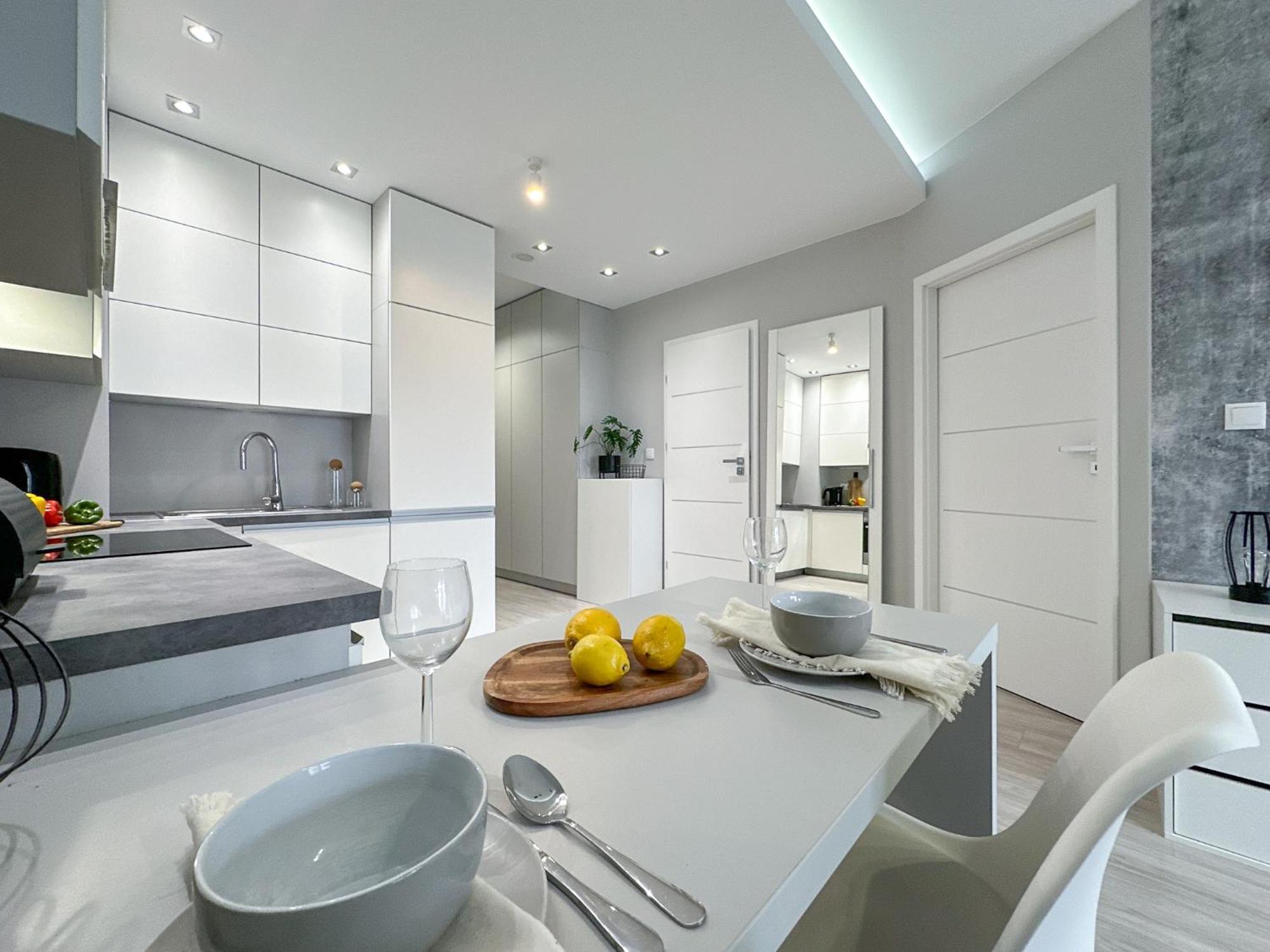 Krakowski Zakatek- Apartament Premium Z Garazem ภายนอก รูปภาพ